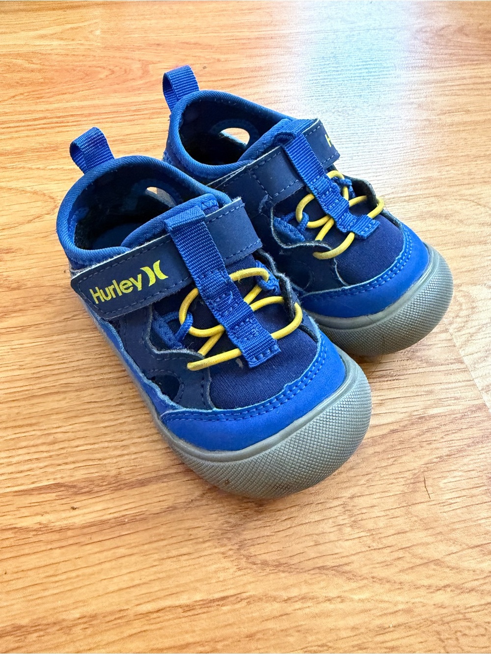 Hurley Kids Blue Sneakers with Yellow Laces